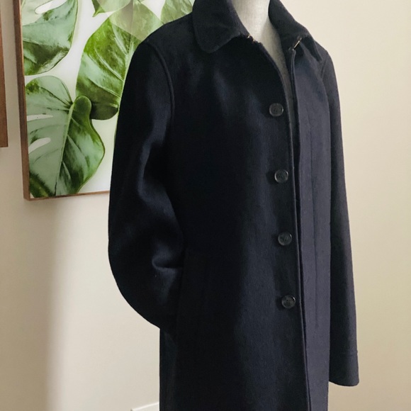 Burrbery Men wool coat ( new) - Picture 11 of 12